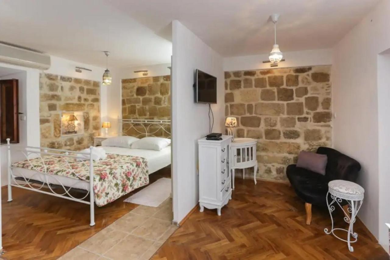 Apartment Figura *