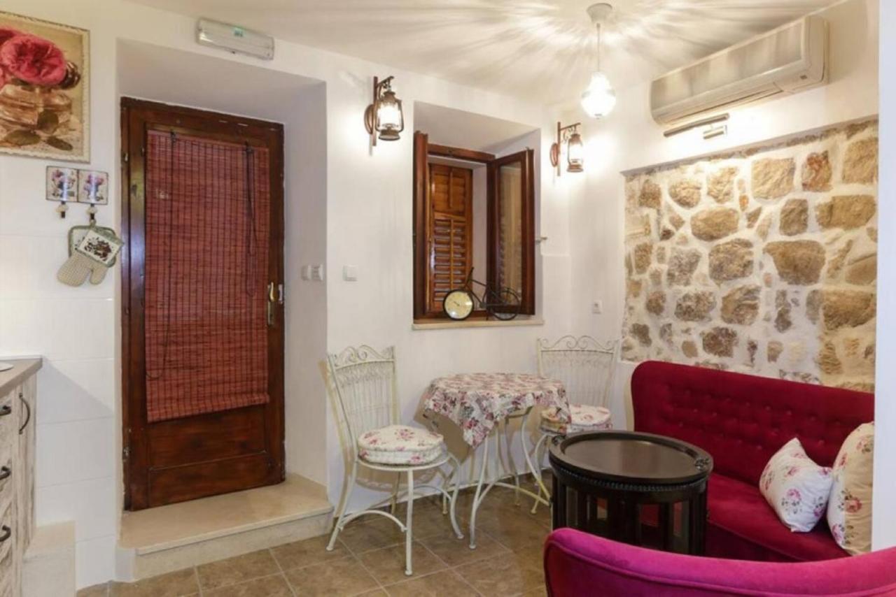 Apartment Figura *